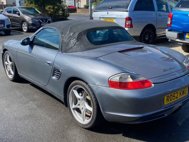 2002 Porsche Boxster 2.7 [228] 2dr