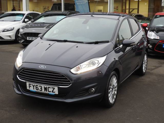 Ford Fiesta 1.0 EcoBoost Titanium 5dr Hatchback Petrol Grey