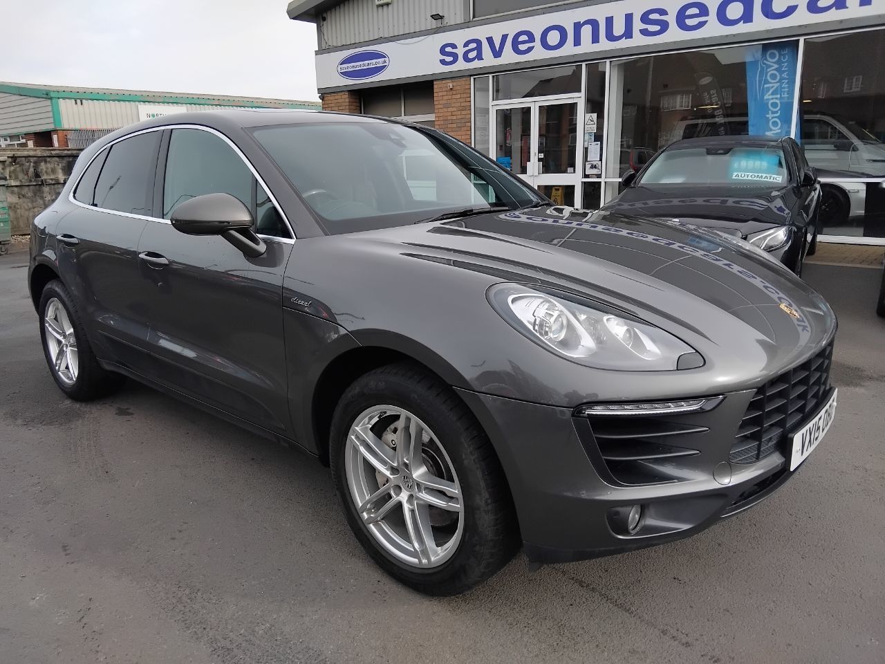 2015 Porsche Macan