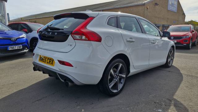 2015 Volvo V40 2.0 T2 [122] R DESIGN 5dr